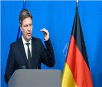 روبرت هابيك: حظر النفط الروسي قد يؤدي إلى نقص الوقود في شرق ألمانيا