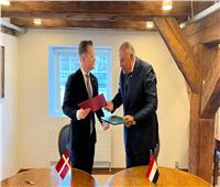 وزير الخارجية ونظيره الدنماركي يوقعا مذكرة تفاهم دبلوماسية