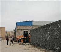 محافظ الإسكندرية يشدد على متابعة مواصلة إيقاف أعمال البناء المخالف