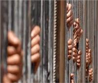 تجديد حبس المتهمين بقتل شخص بسبب «هاتف محمول» 15 يومًا