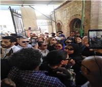 أتوبيس الفنانين في وداعه.. دفن سمير صبري بمقابر المنارة بالإسكندرية |صور