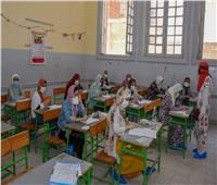 28 ألف طالب يؤدون امتحانات الدبلومات الفنية بالإسكندرية 