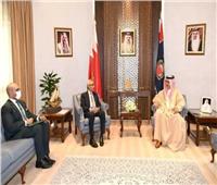 سفير مصر لدى المنامة يلتقي وزير الداخلية البحريني