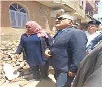 مصرع شقيقتين وإصابة 7 من أسرة واحدة في انهيار منزل بسوهاج| صور