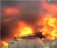 حريق هائل يلتهم سوق الخيام في الكويت| فيديو