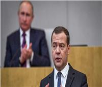 مدفيديف يحذر من ضئالة احتمال التسوية الدبلوماسية في أوكرانيا