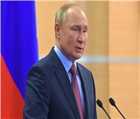 بوتين يدعو الشركات الروسية إلى الاستعداد لفرض حظر محتمل على النفط