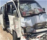 إصابة 11 شخصا.. «نيابة المنيا» تعاين موقع حادث تصادم الطريق الصحراوي