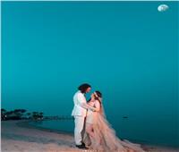 دنيا عبد العزيز تنشر صور جديدة من زفافها 
