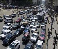 كثافات مرورية متحركة ببعض شوارع القاهرة والجيزة وسط انتشار أمني