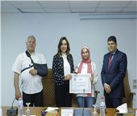 محافظ دمياط تكرم الفائزين بمسابقة كلايماثون لأفضل مشروعات بيئية