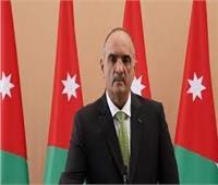 رئيس الوزراء الأردنى يؤكد عودة الحياة إلى طبيعتها بمدينة العقبة