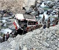 حادث سير مروع يودي بحياة 20 شخصا في باكستان