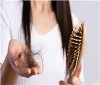 دراسة علمية توضح الارتباط بين نقص فيتامين د بالجسم وتساقط الشعر
