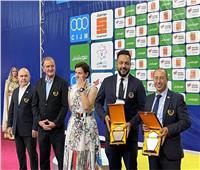 اللجنة المنظمة لألعاب البحر المتوسط تكرم المصري محمد شعبان لإداراته منافسات التايكوندو