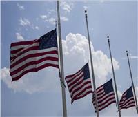 تنكيس الأعلام الأمريكية حتى غروب شمس 9 يوليو حدادا على ضحايا هجوم شيكاغو