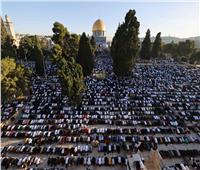 150 ألف فلسطيني يؤدون صلاة عيد الأضحى في المسجد الأقصى | صور