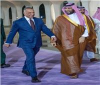 الأمير محمد بن سلمان يستقبل رئيس وزراء العراق في مطار جدة