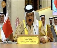 ملك البحرين: ضرورة تفعيل قوات الدفاع البحرية المشتركة لحماية الممرات الملاحية