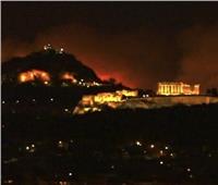 إخلاء أربع مناطق ومستشفى بعد أندلاع الحرائق بالقرب من أثينا | فيديو