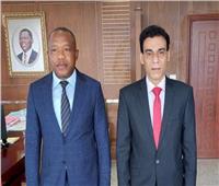 السفير المصري بمالابو يلتقي وزير الطيران المدني بغينيا الاستوائية