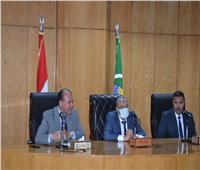  محافظ المنيا يستقبل وفد برنامج التنمية المحلية بصعيد مصر 