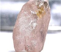 منذ 300 عام.. «الماس الوردي» النادر الموجود في أنغولا هو الأكبر