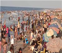 شواطئ رأس البر تشهد إقبال كبير من المواطنين خلال عطلة نهاية الأسبوع