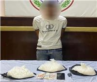 سقوط عاطل بحوزته كمية كبيرة من مخدر «الآيس» بالقاهرة