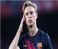 جماهير برشلونة تهاجم دي يونج بسبب راتبه