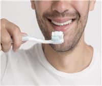 خبراء روس يحذرون من استخدام معاجين تبييض الأسنان  