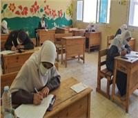 طلاب الشهادات بالمعاهد الأزهرية يؤدون أول أيام امتحانات الدور الثاني