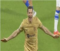 في الدقيقة الأولى.. «ليفاندوفسكي» يسجل هدفه الأول بالدوري الإسباني | شاهد