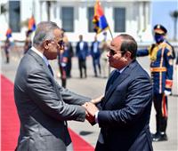 الرئيس السيسي يودع رئيس وزراء العراق مصطفى الكاظمي بمطار العلمين