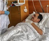 محمد ثروت يخضع لعملية جراحية دقيقة في القلب بالنمسا