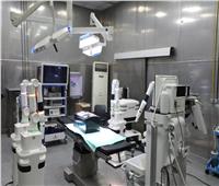 يُجري العمليات بالمجان.. الروبوت الجراحي يعالج مرضى الأورام بـ«قصر العيني»