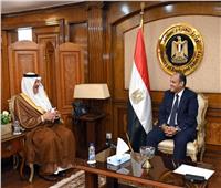 وزير التجارة والصناعة يبحث مع سفير السعودية بالقاهرة تعزيز التعاون الاقتصادي 