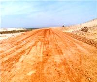 محافظ سوهاج يتابع الموقف التنفيذي لمشروع طريق البلينا - الصحراوي الغربي