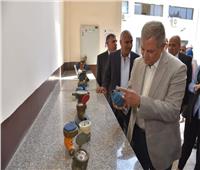 رئيس القابضة للمياه يزور فرع خدمة العملاء المميكن لمياه القاهرة