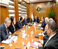 سمير: نهدف لعقد شراكات استثماریة لتنمیة العلاقات الاقتصادیة بین مصر وألمانیا