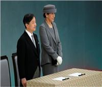 إمبراطور اليابان وقرينته يغادران طوكيو لحضور جنازة الملكة إليزابيث