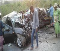 مصرع 19 شخصا وإصابة 8 آخرين بحادث سير وسط نيجيريا
