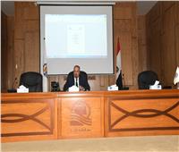 سكرتير عام قنا يترأس اجتماع المجلس الإقليمى للسكان