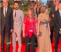 بإطلالة حمراء.. فادية عبد الغني تصل حفل افتتاح مهرجان القاهرة للدراما| صور