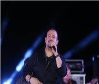 فيديو وصور| هشام عباس يتالق فى ختام مهرجان رشيد  