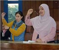 احتفالا بيومها العالمي: وزير التعليم يدعو المواطنين لتعلم لغة الإشارة