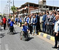 وزير الشباب ومحافظ بني سويف يطلقان شارة البدء لماراثون الدراجات في مستهل زيارته للمحافظة