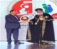 وزير التنمية المحلية يشهد احتفالية "60 سنة محبة وخدمة" بحضور البابا تواضروس