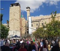 الفلسطينيون يحيون ذكرى المولد النبوي الشريف في الحرم الإبراهيمي