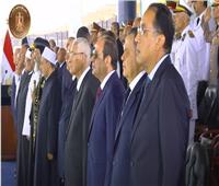 الرئيس السيسي يؤدي التحية العسكرية لأرواح الشهداء ويشهد «سلام الشهيد»